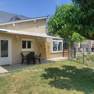 https://charmante-maisonnette-avec-jardin-priv.midi-pyreneeshotels.com