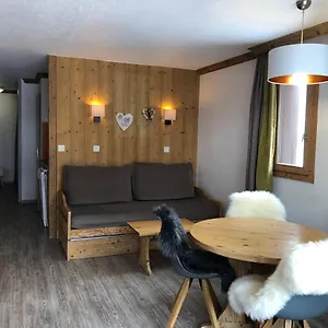 https://studio-chalets-de-solaise.hotels-rhonealpes.com